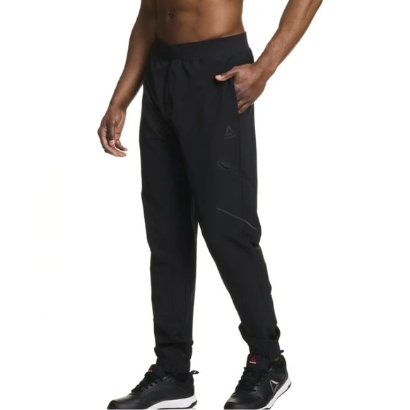 Reebok Large Black Infinity Woven Joggers - Picture 1 of 6
